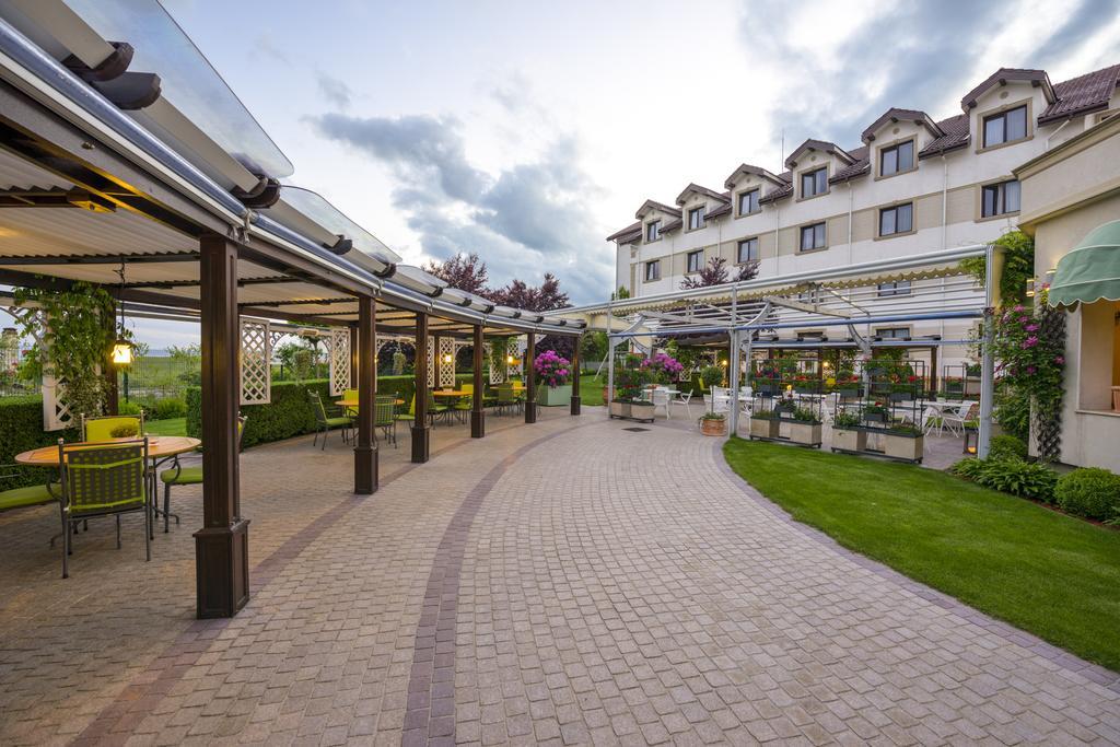 סוסאבה Hotel Sonnenhof מראה חיצוני תמונה