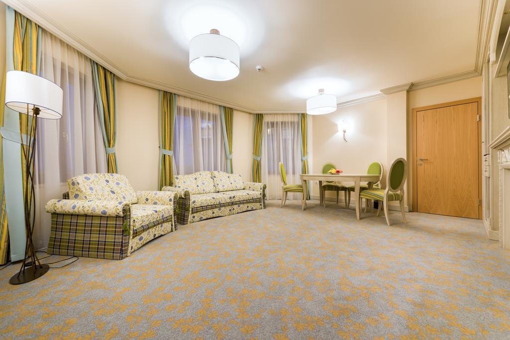 סוסאבה Hotel Sonnenhof מראה חיצוני תמונה